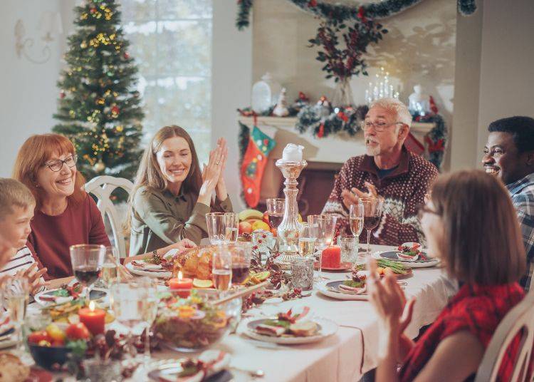12 Reminders for a Healthy, Happy Christmas