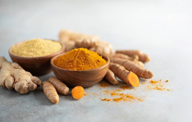 Curcuma et curcumine : quels bienfaits et comment l'utiliser ?